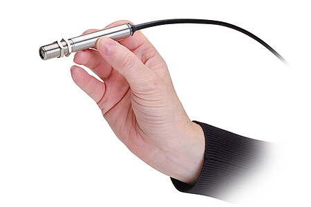 Vollintegriertes Kompaktpyrometer für industrielle Serienanwendungen